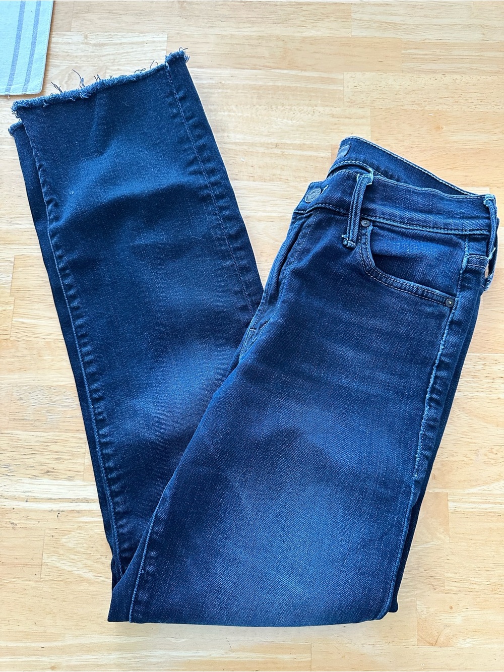 Mother Jeans The Rascal Ankle snippet size 26